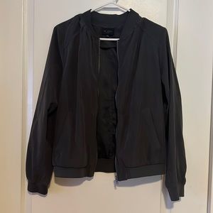 Gray zip up light weight jacket